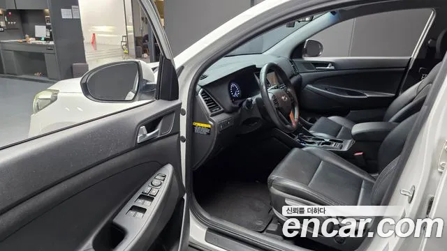 Hyundai Tucson 2016 thumb 10