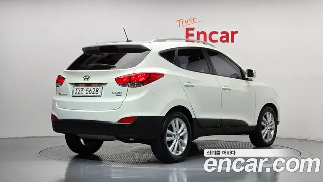 Hyundai Tucson 2010 thumb 2