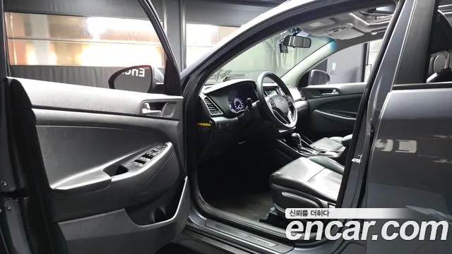 Hyundai Tucson 2015 thumb 10