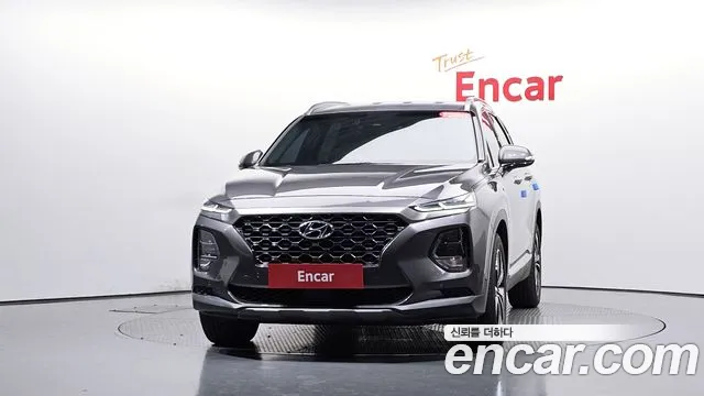 Hyundai Santa Fe 2018 thumb 2