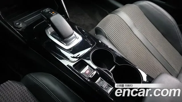 Peugeot 208 2021 thumb 9