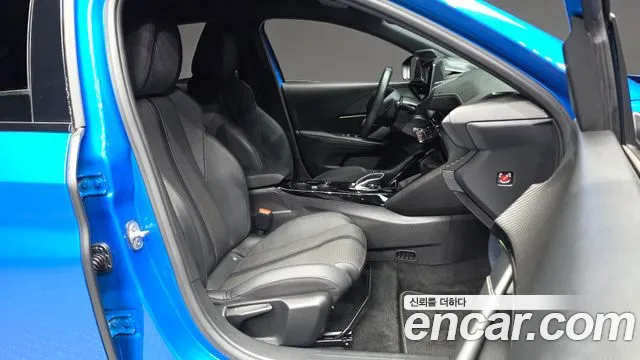 Peugeot 208 2021 thumb 11