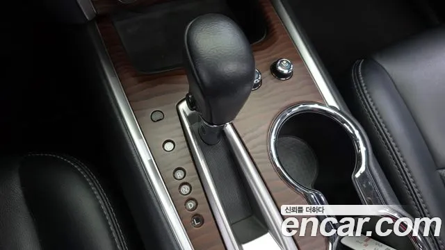 Nissan Pathfinder 2018 thumb 9