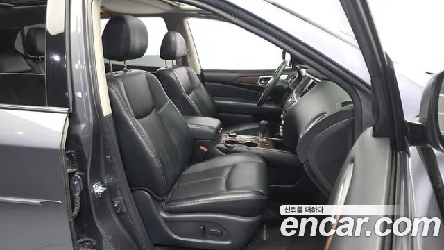 Nissan Pathfinder 2018 thumb 11
