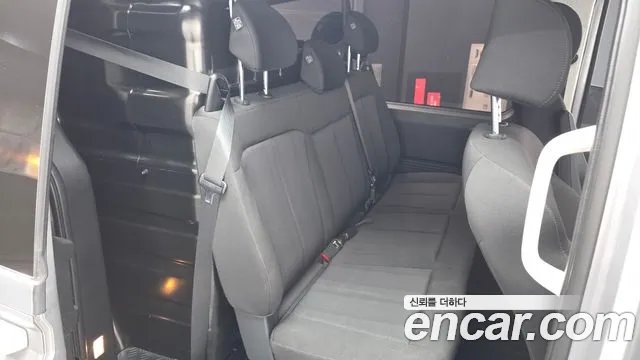 Hyundai Staria 2022 thumb 12