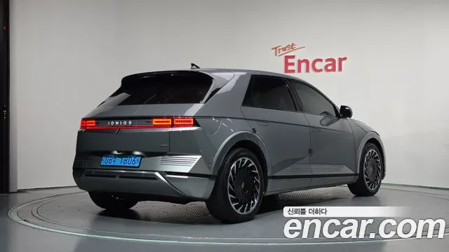 Hyundai IONIQ 5 2021 thumb 2