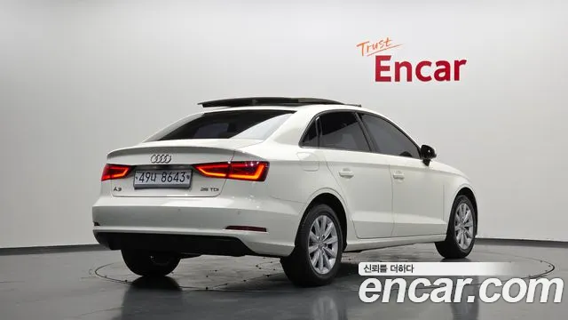 Audi A3 2015 thumb 2