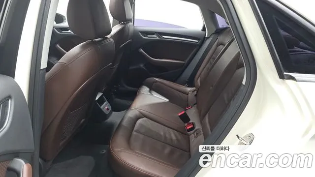 Audi A3 2015 thumb 12