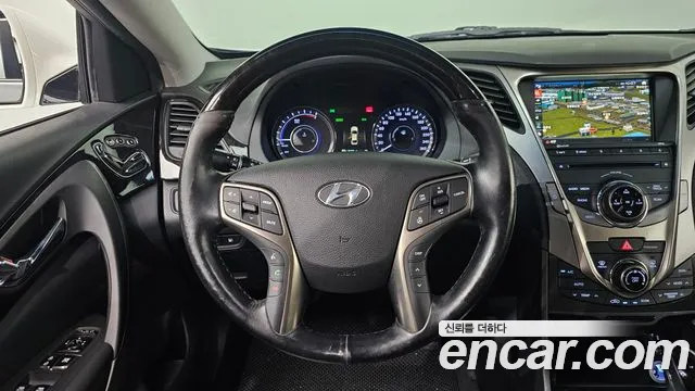 Hyundai Grandeur 2014 thumb 12