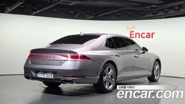 Genesis G90 2022 thumb 2