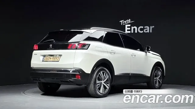 Peugeot 3008 2022 thumb 2
