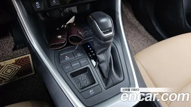 Toyota RAV4 2025 thumb 8