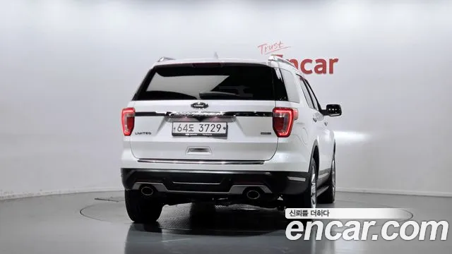 Ford Explorer 2019 thumb 4