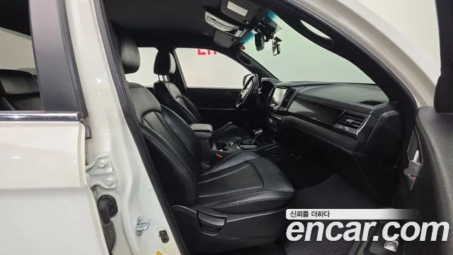 KG_Mobility_Ssangyong Rexton 2022 thumb 10