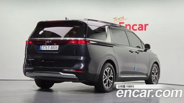 Kia Carnival 2022 thumb 2