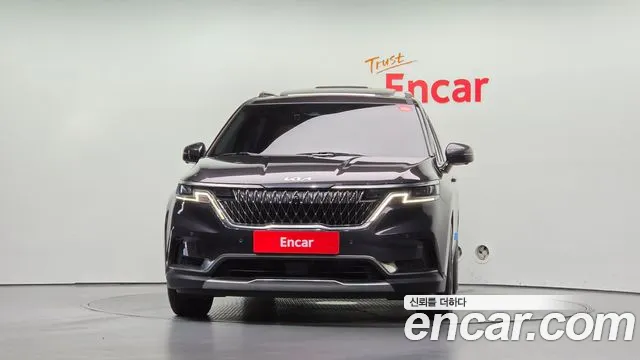 Kia Carnival 2022 thumb 3