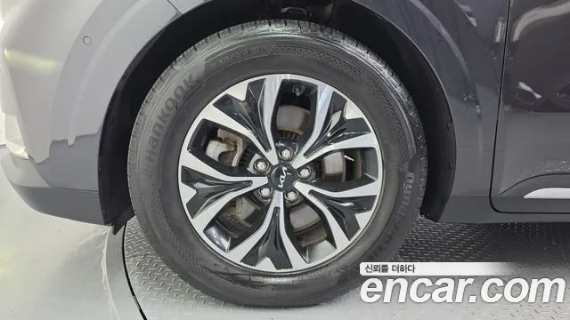 Kia Carnival 2022 thumb 5