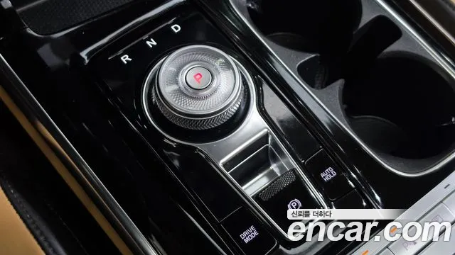 Kia Carnival 2022 thumb 9