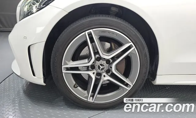 Mercedes-Benz C-Класс 2019 thumb 4