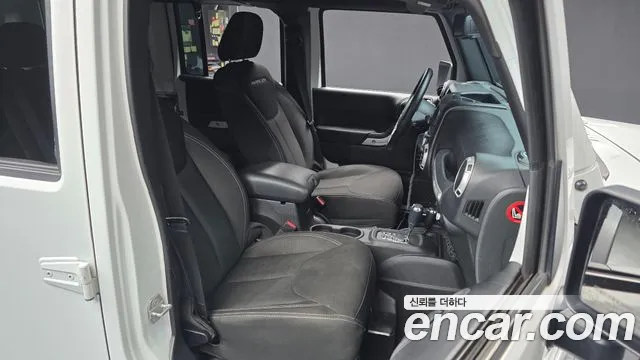 Jeep Wrangler 2015 thumb 11