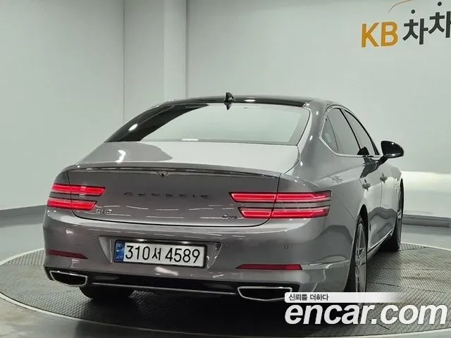 Genesis G80 2022 thumb 3
