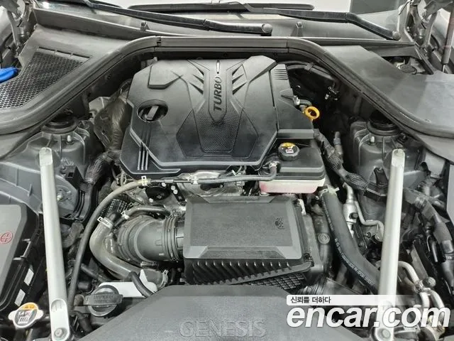 Genesis G80 2022 thumb 5