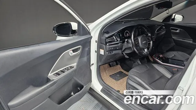 Kia Niro 2022 thumb 10