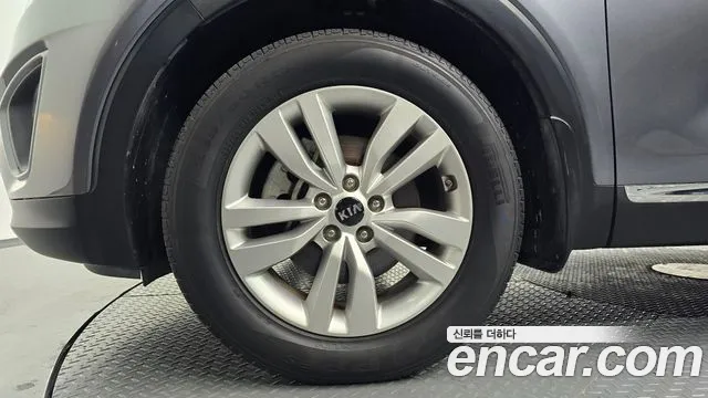 Kia Sorento 2015 thumb 5