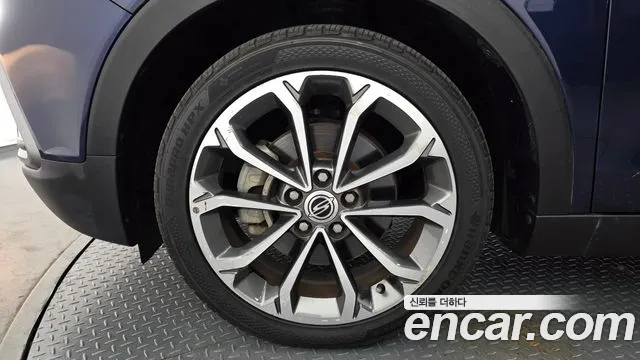 KG_Mobility_Ssangyong TIBOLI 2018 thumb 5