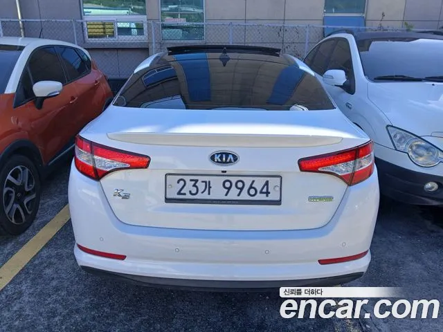 Kia K5 2011 thumb 2