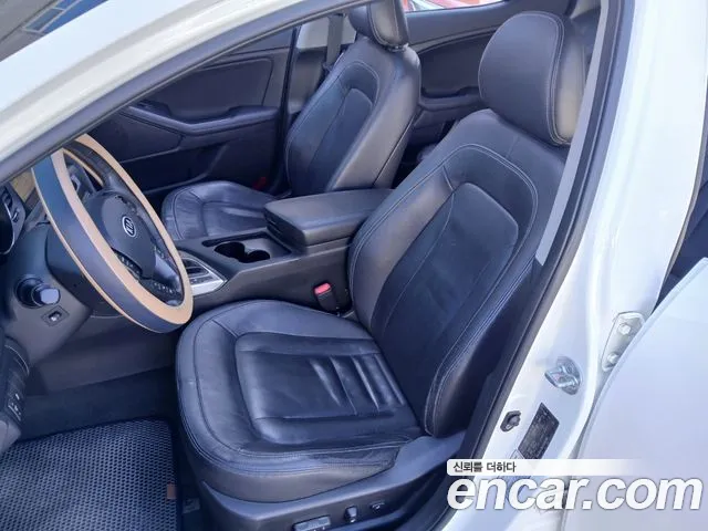 Kia K5 2011 thumb 6