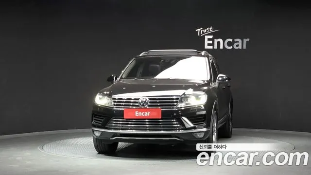 Volkswagen Touareg 2016 thumb 3