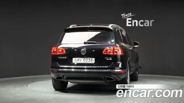 Volkswagen Touareg 2016 thumb 4
