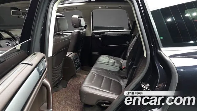 Volkswagen Touareg 2016 thumb 12
