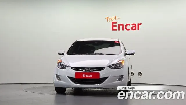 Hyundai Avante 2010 thumb 3