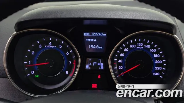 Hyundai Avante 2010 thumb 8