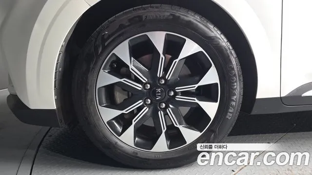 Kia Carnival 2020 thumb 5