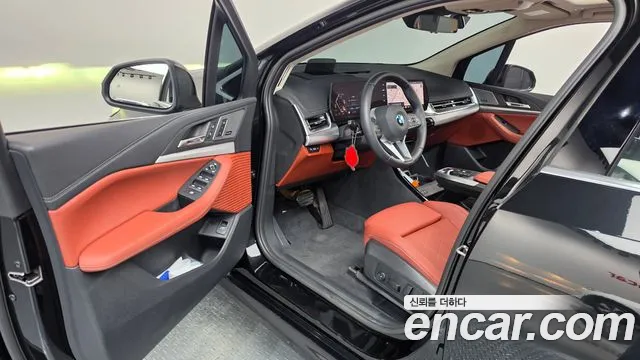 BMW 2-Series 2026 thumb 10