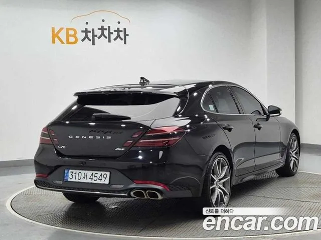 Genesis G70 2022 thumb 3