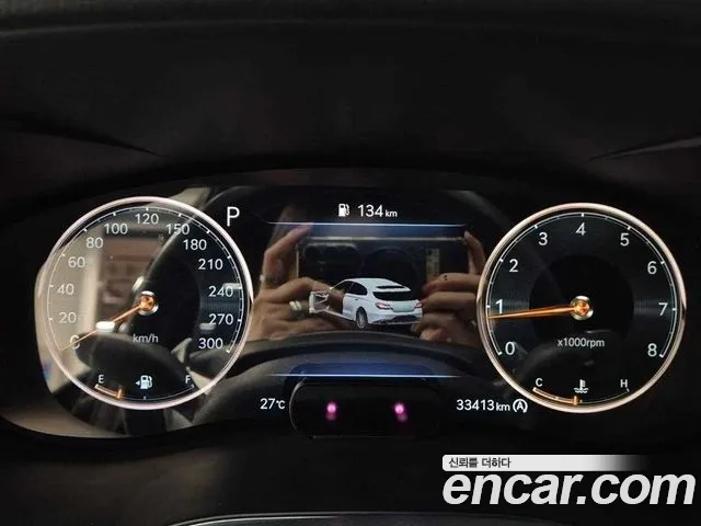 Genesis G70 2022 thumb 6