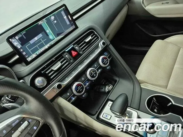 Genesis G70 2022 thumb 10