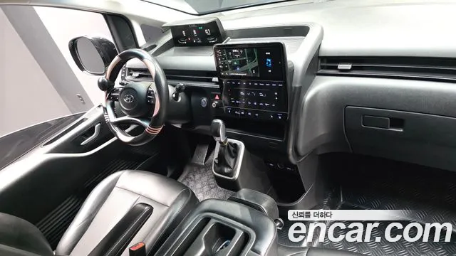 Hyundai Staria 2022 thumb 7