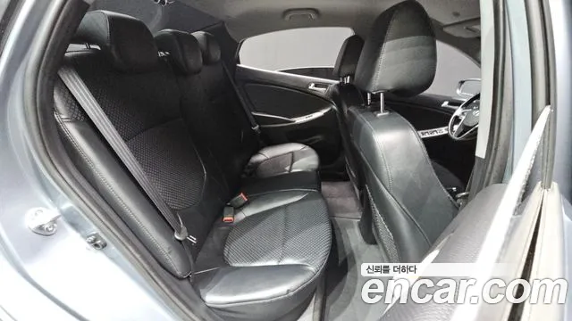 Hyundai Accent 2019 thumb 12