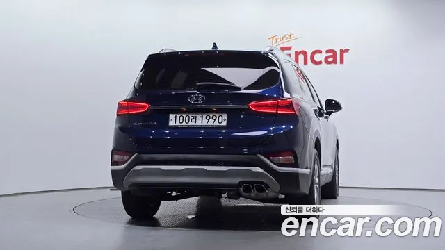 Hyundai Santa Fe 2019 thumb 4