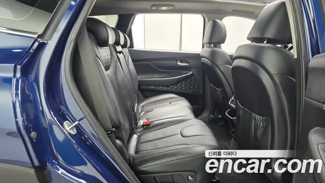Hyundai Santa Fe 2019 thumb 11