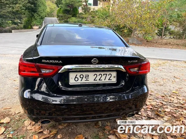 Nissan Maxima 2017 thumb 7