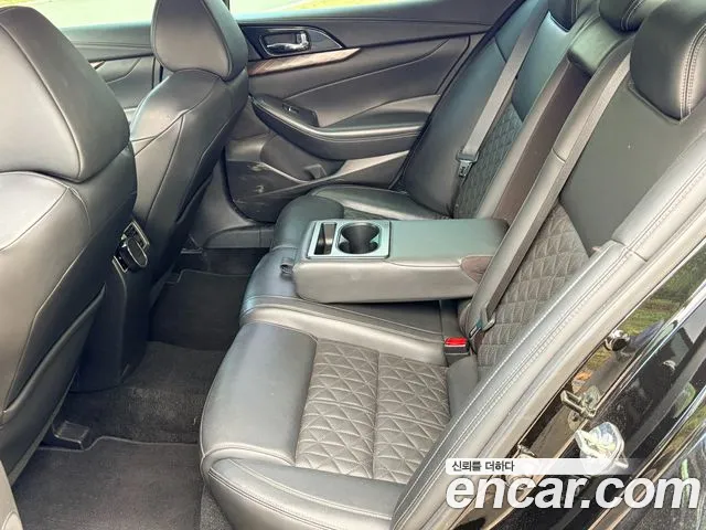 Nissan Maxima 2017 thumb 9