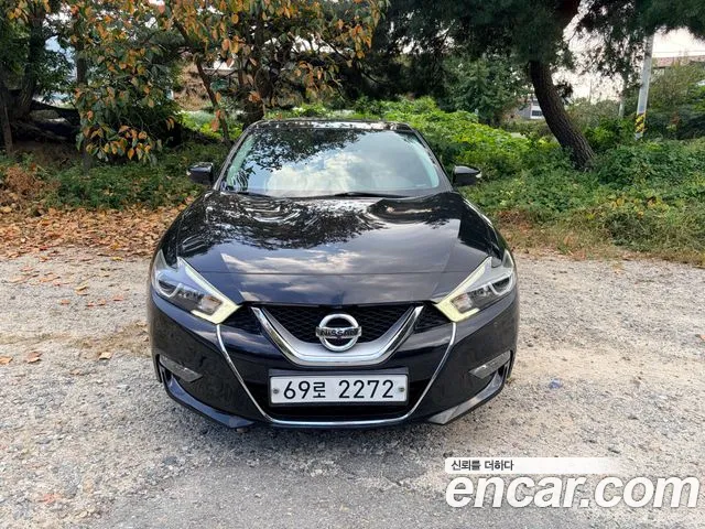 Nissan Maxima 2017 thumb 12