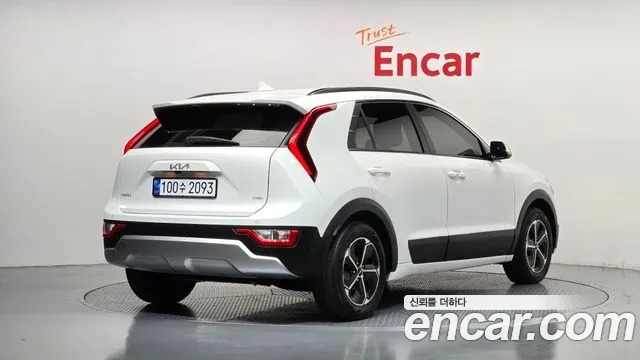 Kia Niro 2022 thumb 2