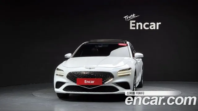 Genesis G70 2021 thumb 2
